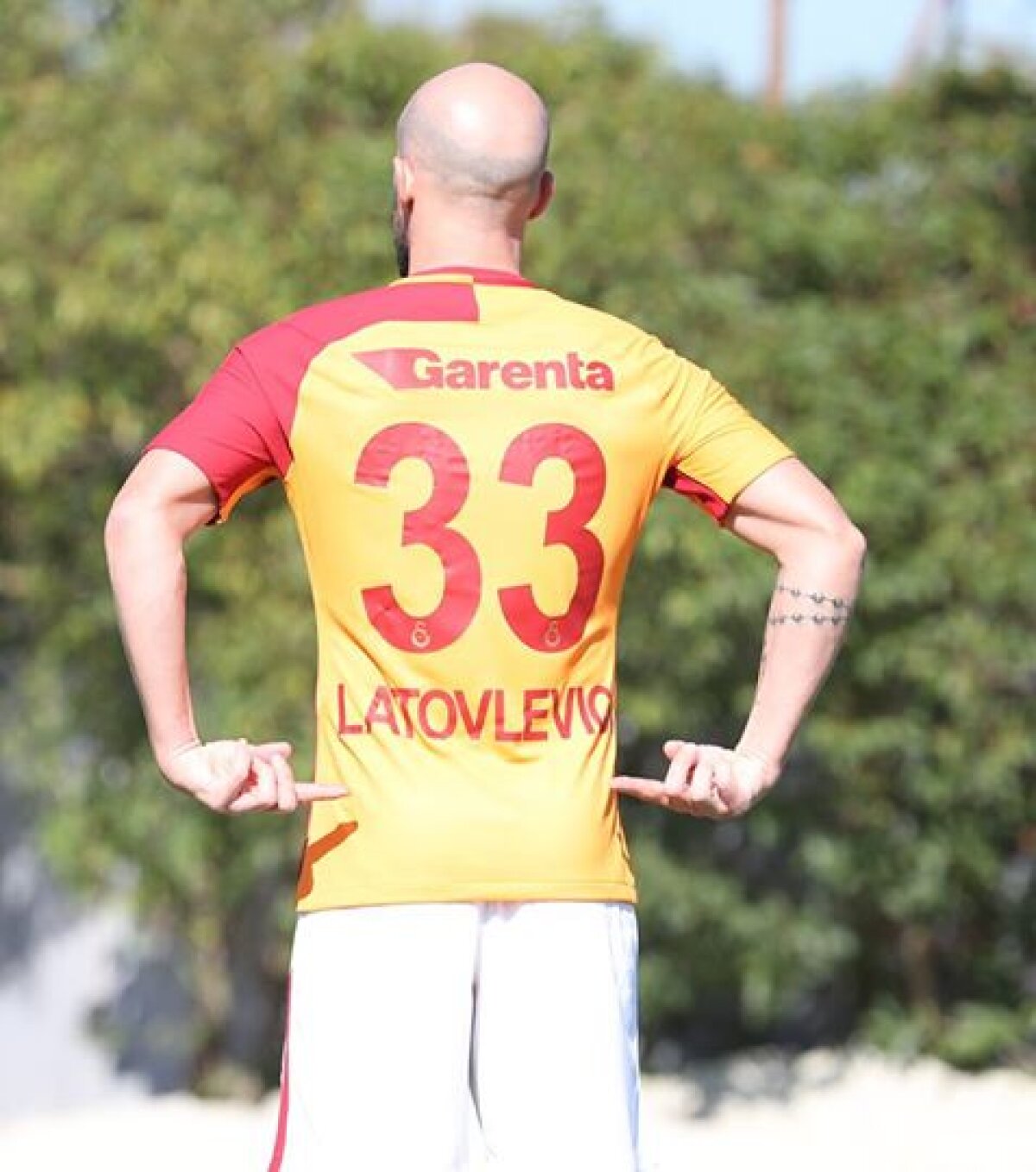 Latovlevici la Galatasaray! Transferul e OFICIAL » Cum s-au descurcat ceilalți 11 români în tricoul ”leilor” 