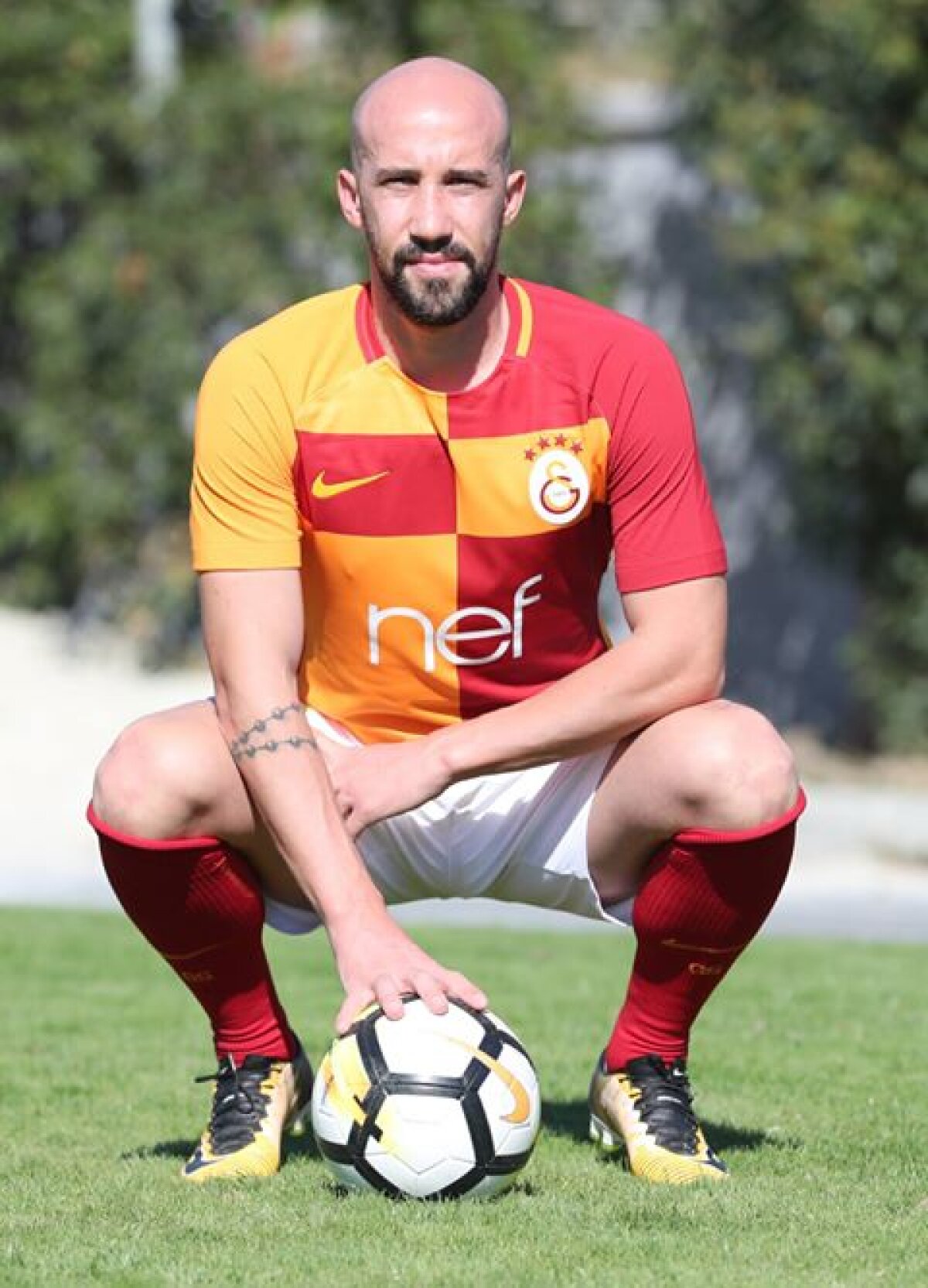 Latovlevici la Galatasaray! Transferul e OFICIAL » Cum s-au descurcat ceilalți 11 români în tricoul ”leilor” 
