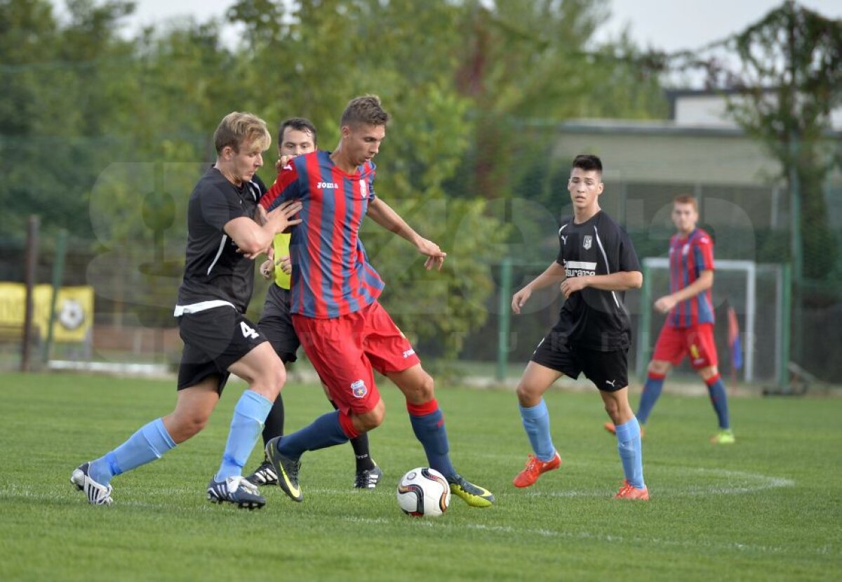 VIDEO+FOTO » Steaua și Rapid au câștigat în etapa a 2-a din Liga a 4-a! Giuleștenii s-au chinuit în meciul de astăzi