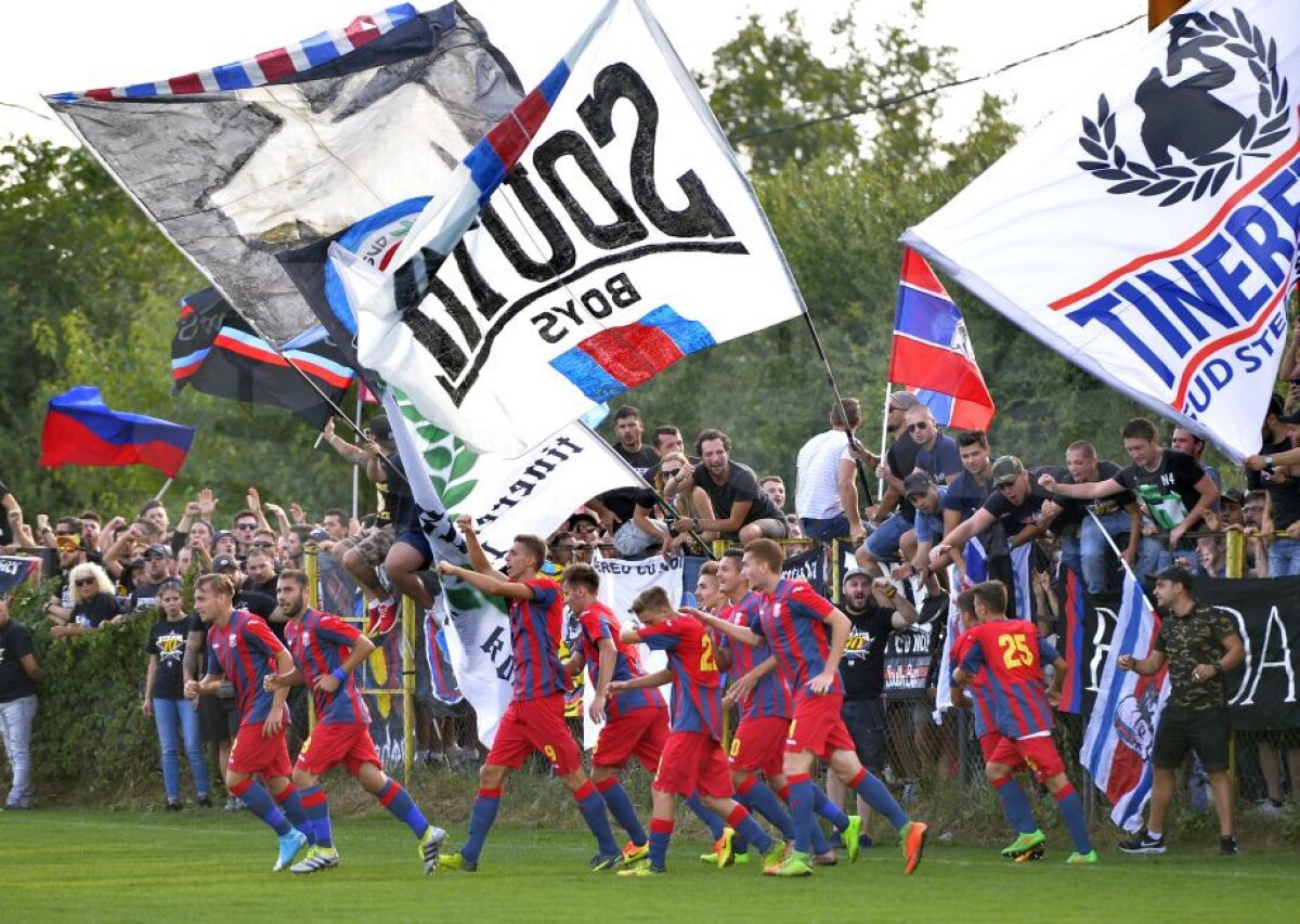 FOTO Fanii Stelei din Liga a 4-a, la un pas de a-i depăși pe dinamoviștii de la Liga 1! Câți au venit la meciul de azi