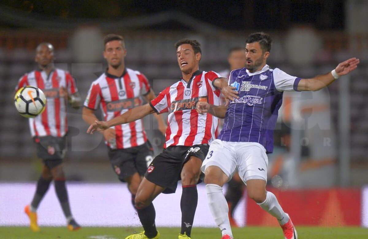 FOTO + VIDEO Dinamo - ACS Poli 1-2: Popa la națională! » Tehnicianul timișorenilor i-a învins, în etape consecutive, pe pretendenții la banca României, Petrescu și Contra, și i-a trimis pe "câini" în play-out