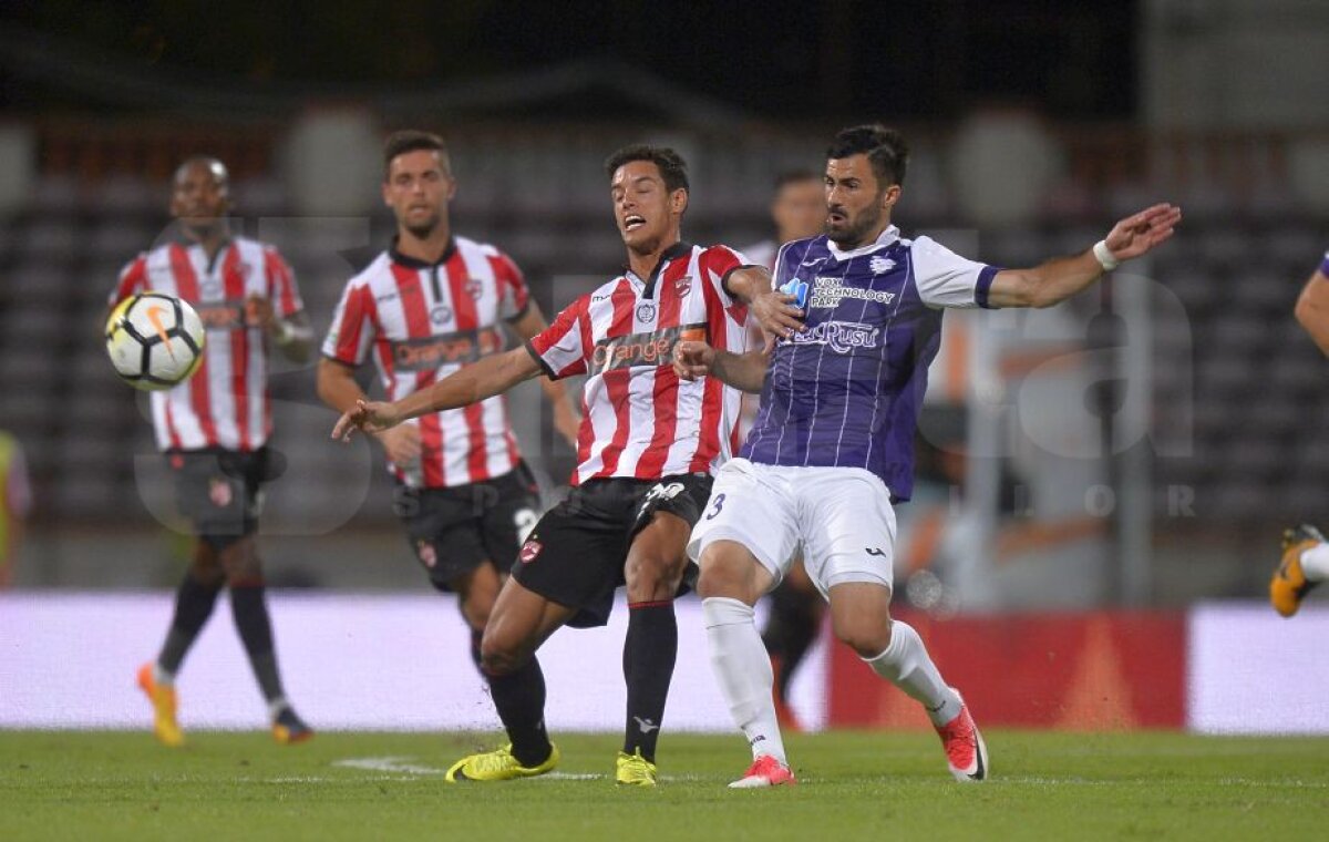 FOTO + VIDEO Dinamo - ACS Poli 1-2: Popa la națională! » Tehnicianul timișorenilor i-a învins, în etape consecutive, pe pretendenții la banca României, Petrescu și Contra, și i-a trimis pe "câini" în play-out