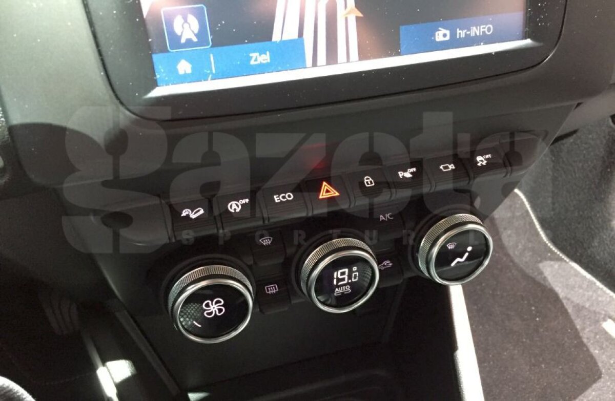 GALERIE FOTO + VIDEO » Noul Duster, un pic conservator » Cum arată cel mai vândut model din gama Dacia