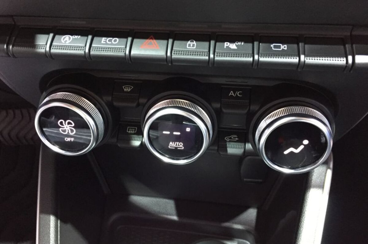 Corespondență GSP din Frankfurt » VIDEO + FOTO Principalele modificări aduse de noul Duster la exterior și interior