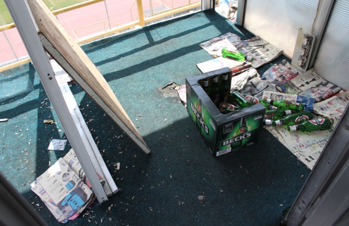 FOTO » Arena "vampirilor albaștri", de pe care granzii din Capitală plecau cu coada între picioare, a devenit un stadion-fantomă