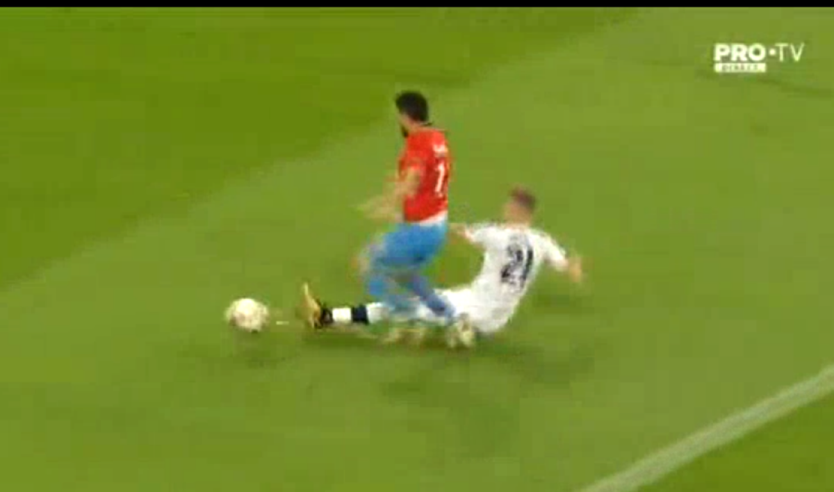 GALERIE FOTO Penalty eronat primit de FCSB » Budescu a deschis scorul dintr-un "11 metri" inexistent