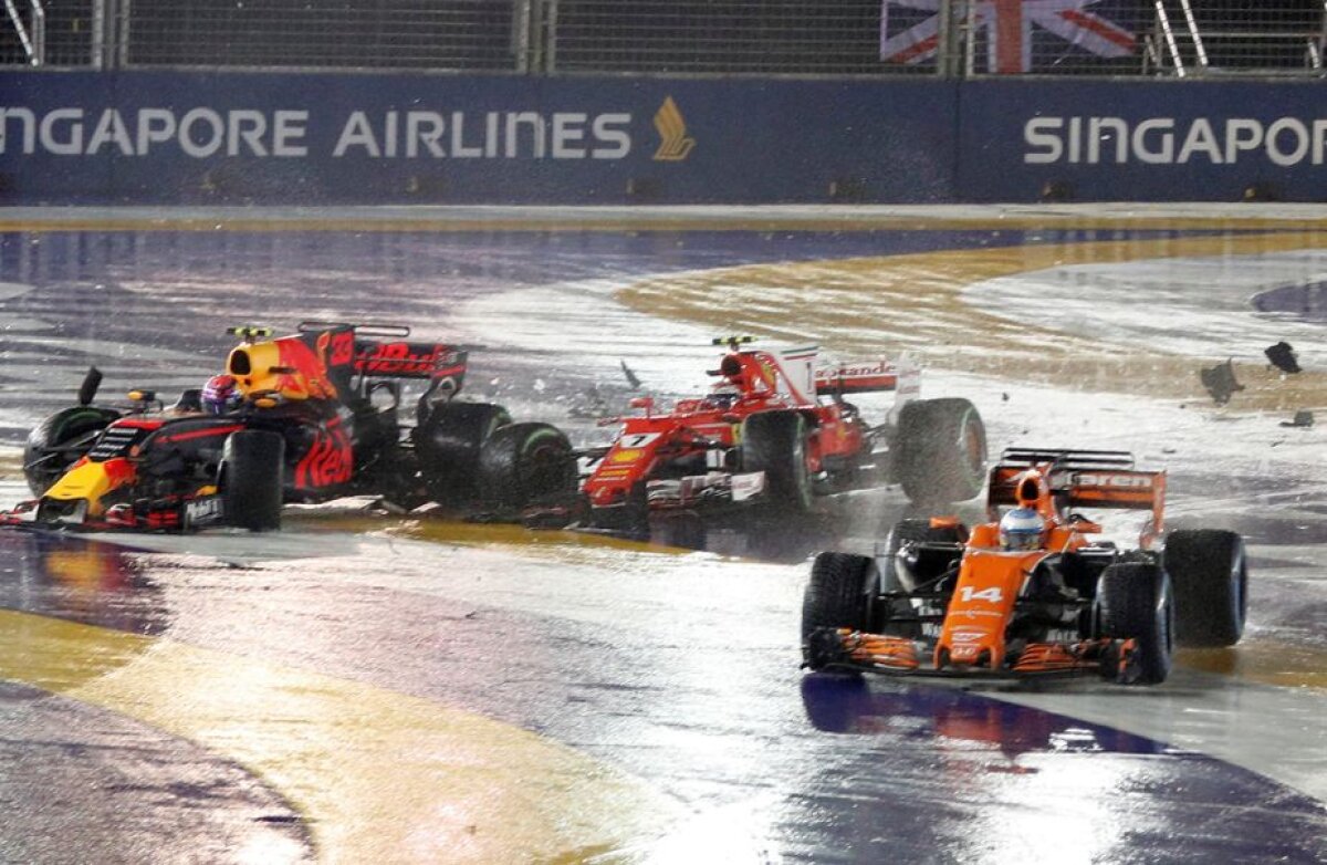 VIDEO + FOTO » Hamilton câștigă MP de la Singapore! Cursă nebună: ambii piloți Ferrari au abandonat după prima curbă