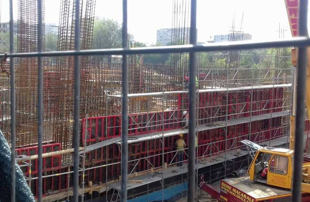 GALERIE FOTO În ce stadiu sunt lucrările de la patinoarul Flamaropol + Când se va finaliza proiectul