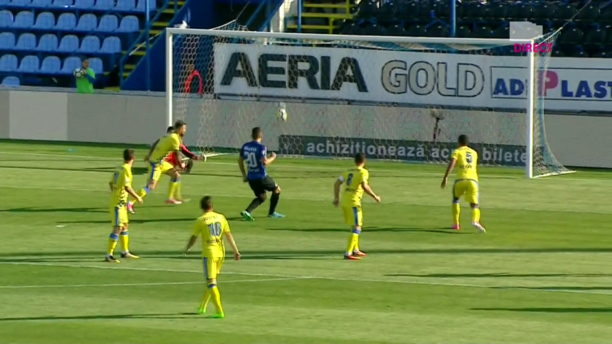 VIDEO + FOTO Etapa marilor ratări în Liga 1 » Țucudean, reluare catastrofală dintr-o poziție excelentă 