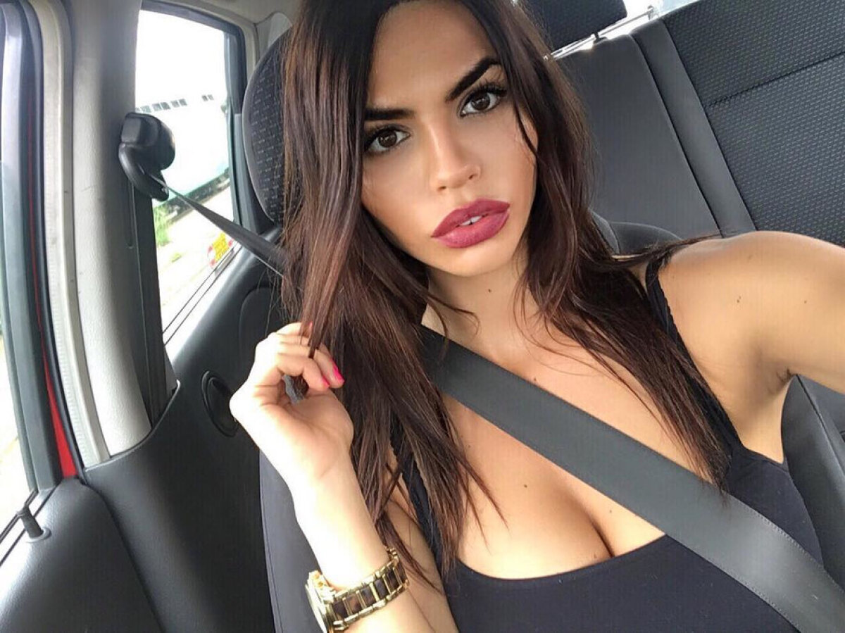 GALERIE FOTO Iubita unui jucător de tenis din TOP 100 face senzație pe Instagram! Arată fabulos! 