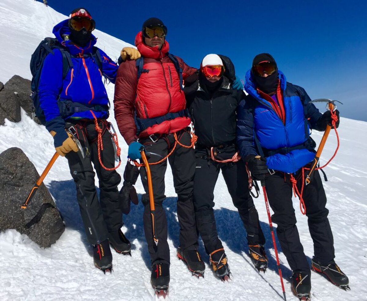 FOTO Salt pe acoperişul Europei » Trei constănțeni au cucerit Elbrus, urmează Kilimanjaro!