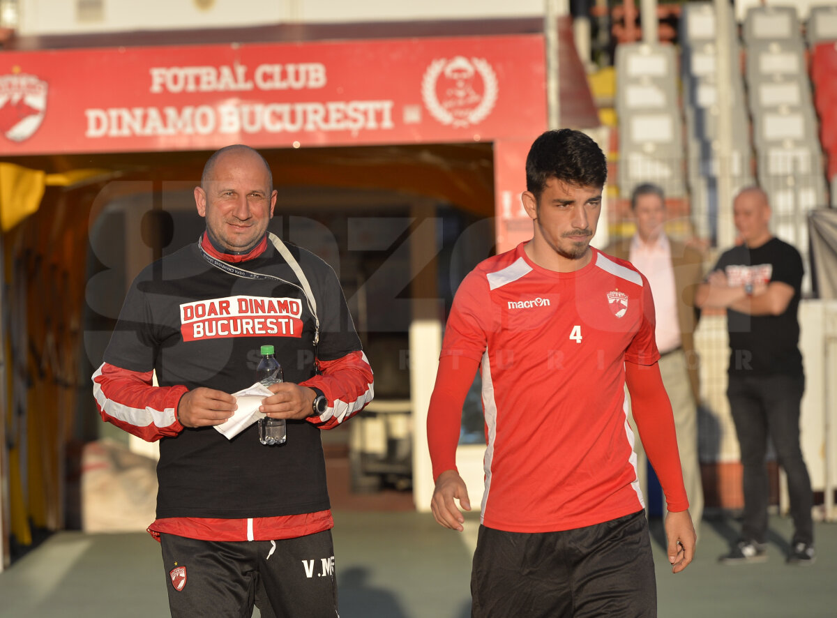 VIDEO + FOTO Vasile Miriuță, emoționat la prima conferință la Dinamo: "Doar când mi s-au născut băiatul și fetița m-am bucurat atât de mult" » Cadoul pe care i l-au făcut fanii