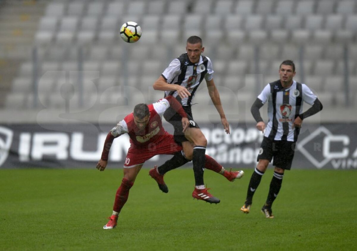 FOTO Adrian Falub a revenit cu victorie pe banca lui U Cluj » George Florescu era să se bată cu un adversar, apoi s-a certat cu antrenorul