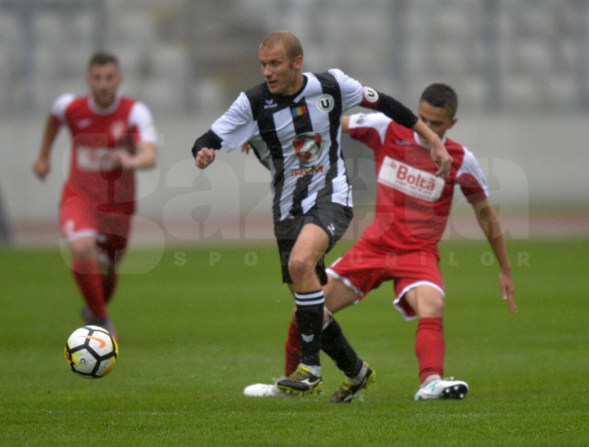 FOTO Adrian Falub a revenit cu victorie pe banca lui U Cluj » George Florescu era să se bată cu un adversar, apoi s-a certat cu antrenorul