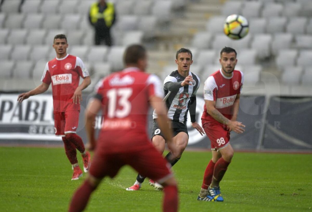 FOTO Adrian Falub a revenit cu victorie pe banca lui U Cluj » George Florescu era să se bată cu un adversar, apoi s-a certat cu antrenorul