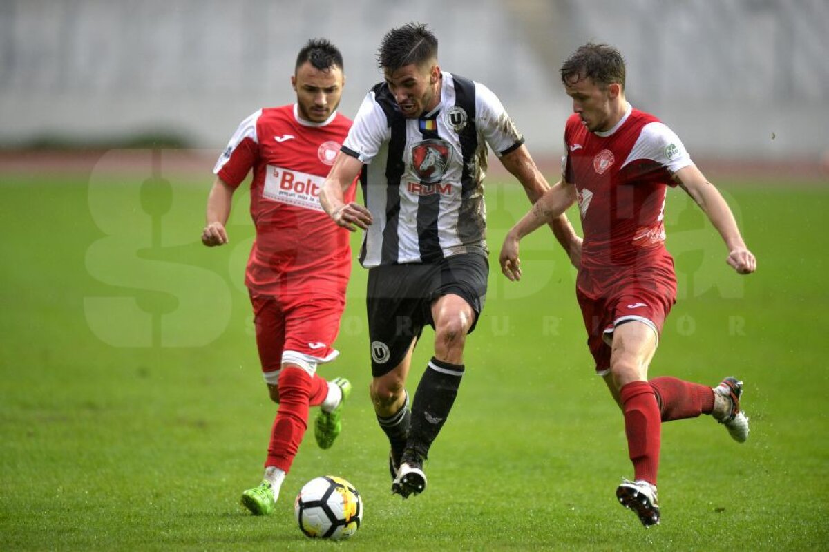 FOTO Adrian Falub a revenit cu victorie pe banca lui U Cluj » George Florescu era să se bată cu un adversar, apoi s-a certat cu antrenorul