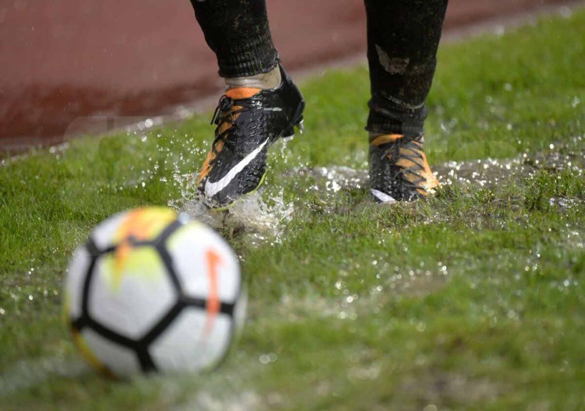 FOTO Adrian Falub a revenit cu victorie pe banca lui U Cluj » George Florescu era să se bată cu un adversar, apoi s-a certat cu antrenorul