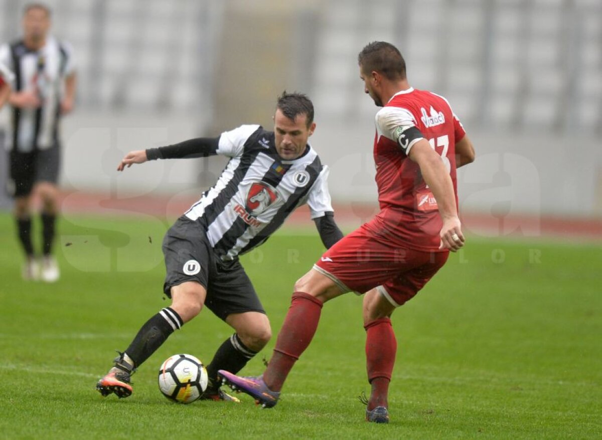 FOTO Adrian Falub a revenit cu victorie pe banca lui U Cluj » George Florescu era să se bată cu un adversar, apoi s-a certat cu antrenorul