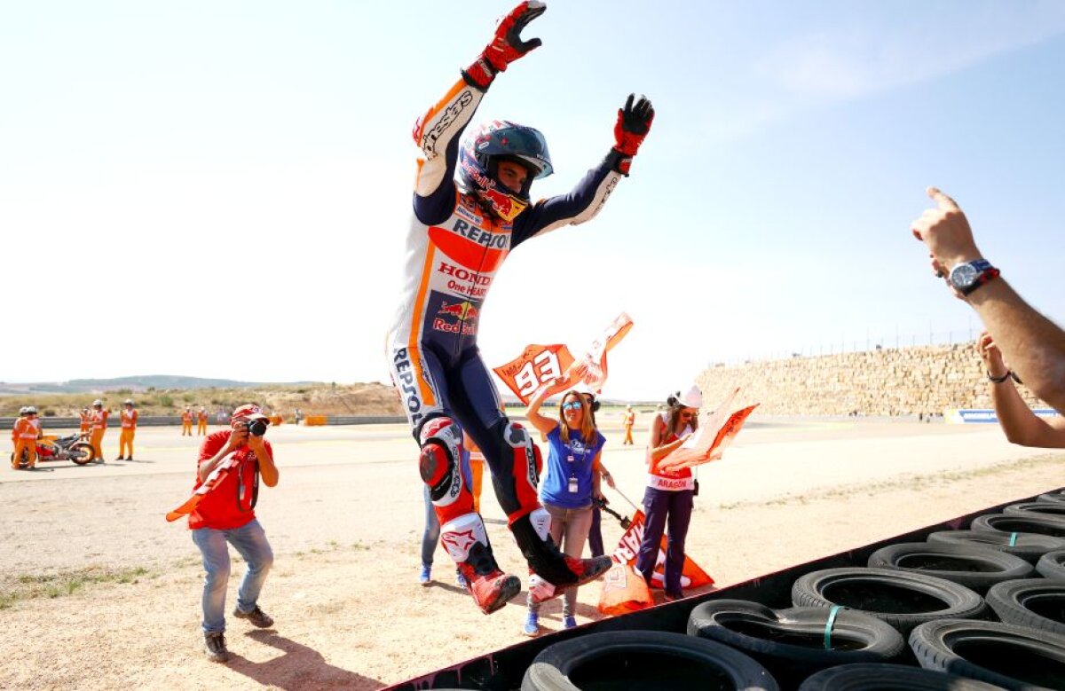 GALERIE FOTO » MotoGP » Victorie importantă a lui Marc Marquez, în Aragon, și cursă de excepție pentru Valentino Rossi, la 24 de zile după operație