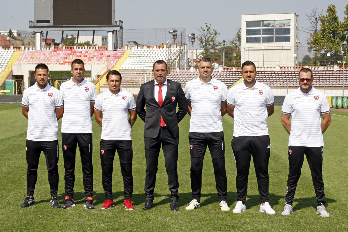 VIDEO+FOTO Dinamo debutează mâine în UEFA Youth League » Tot ce trebuie să știi despre competiție, lotul "câinilor" + mesajul lui Dănciulescu