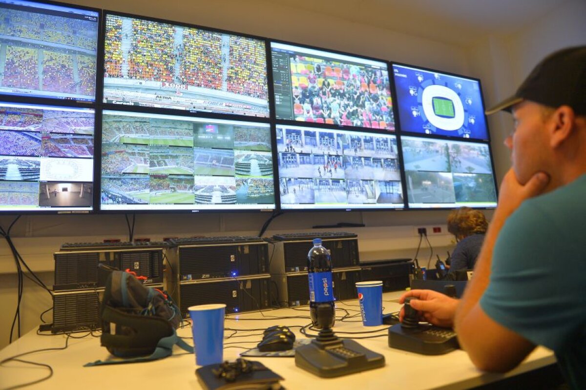 VIDEO+FOTO // SUPERREPORTAJ » N-ați mai trăit un derby așa! O echipă GSP a urmărit FCSB - Dinamo 1-0 din punctul de comandă al Jandarmeriei și al Poliției