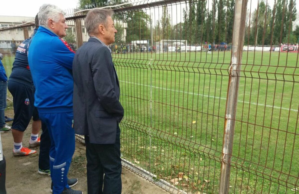 GALERIE FOTO Steaua n-a avut milă și a demolat-o pe Dinamo în Liga a 4-a! 8 goluri și un penalty ratat în 90 de minute de coșmar pentru "câinii" lui Badea