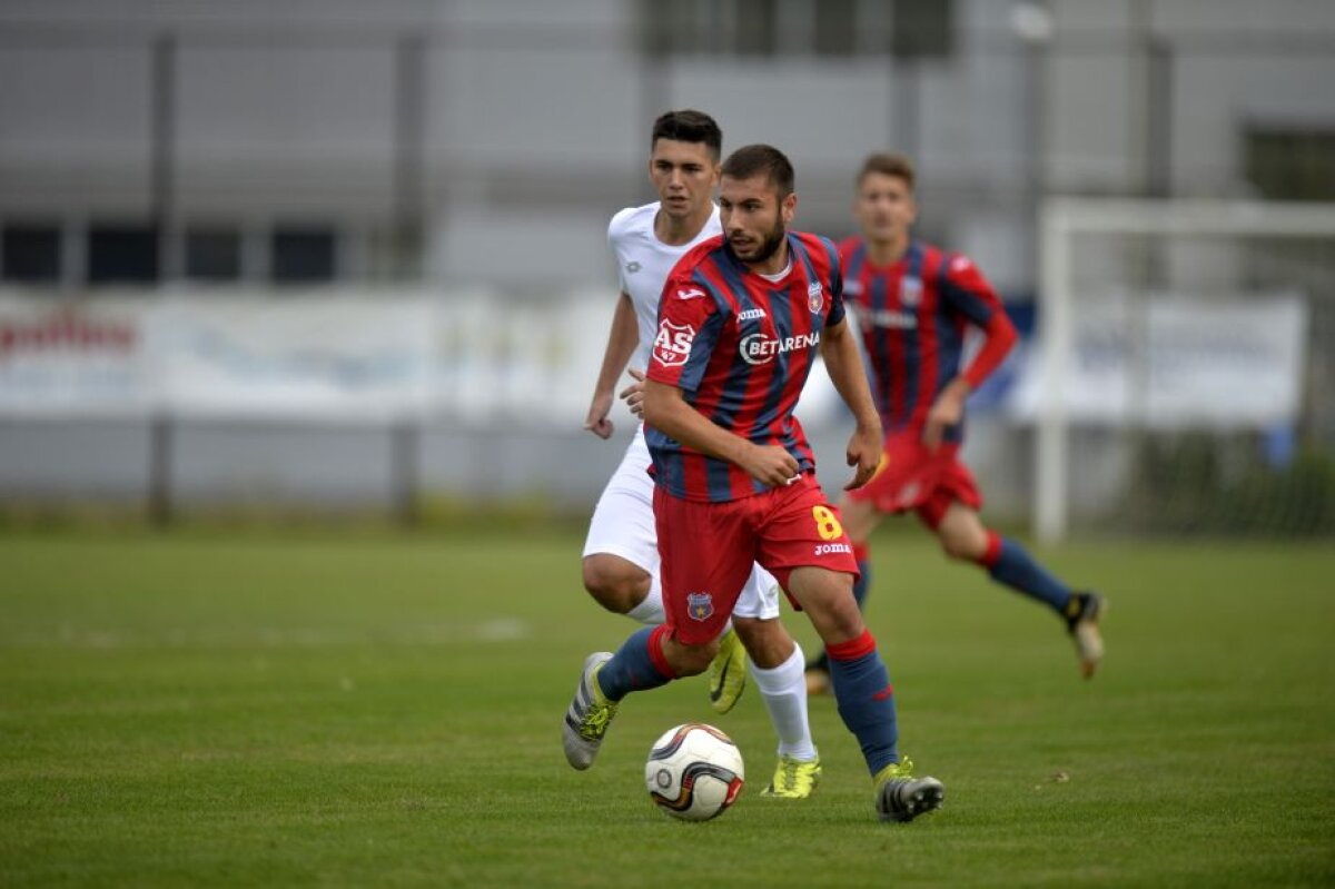 GALERIE FOTO Steaua n-a avut milă și a demolat-o pe Dinamo în Liga a 4-a! 8 goluri și un penalty ratat în 90 de minute de coșmar pentru "câinii" lui Badea