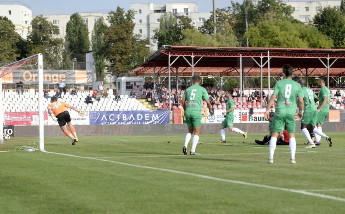 FOTO + VIDEO Chiajna, "kriptonita" lui Dinamo » Fosta echipă a lui Miriuță i-a stricat debutul în "Ștefan cel Mare" noului antrenor dinamovist