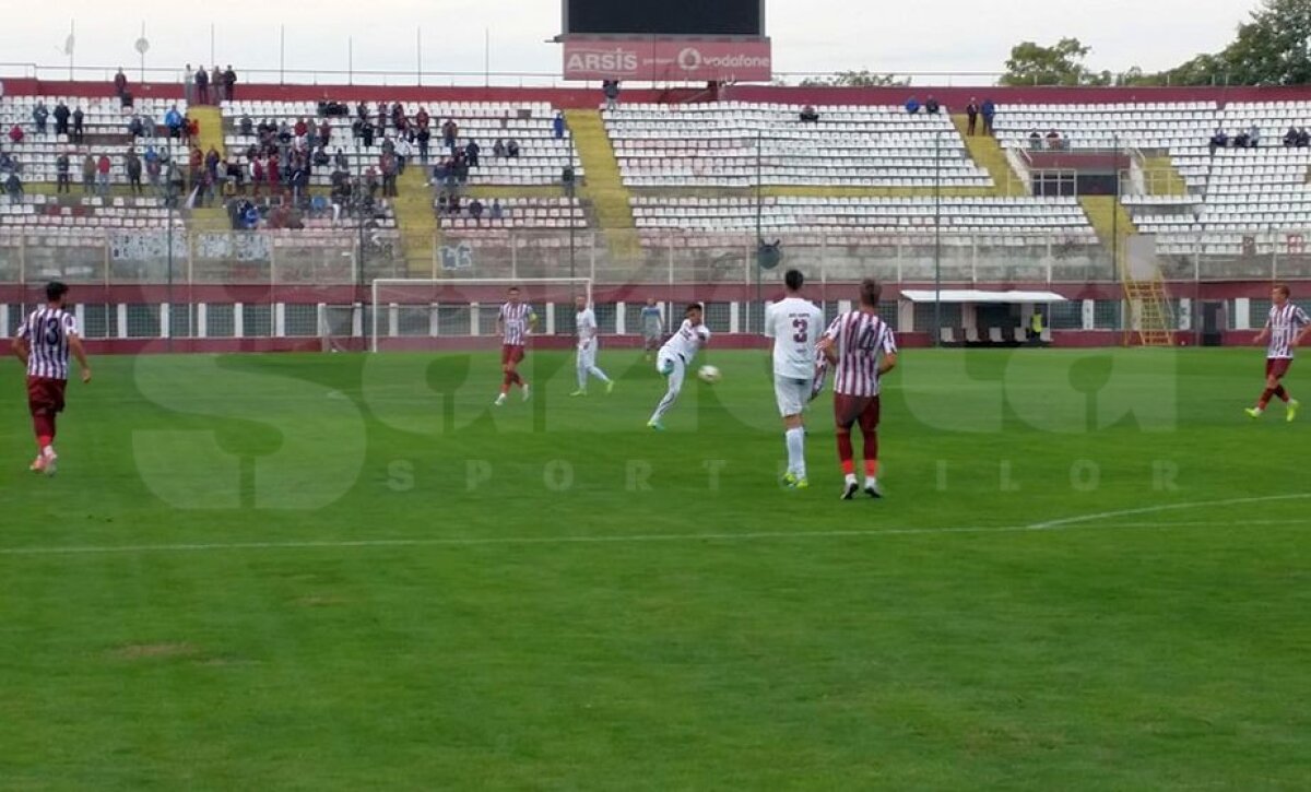 VIDEO + FOTO 3 goluri în ineditul AFC Rapid - Academia Rapid » Pancu a ieșit accidentat: "O tristețe de meci. Să rămână o echipă și la noi, și la Steaua, și la Dinamo!"