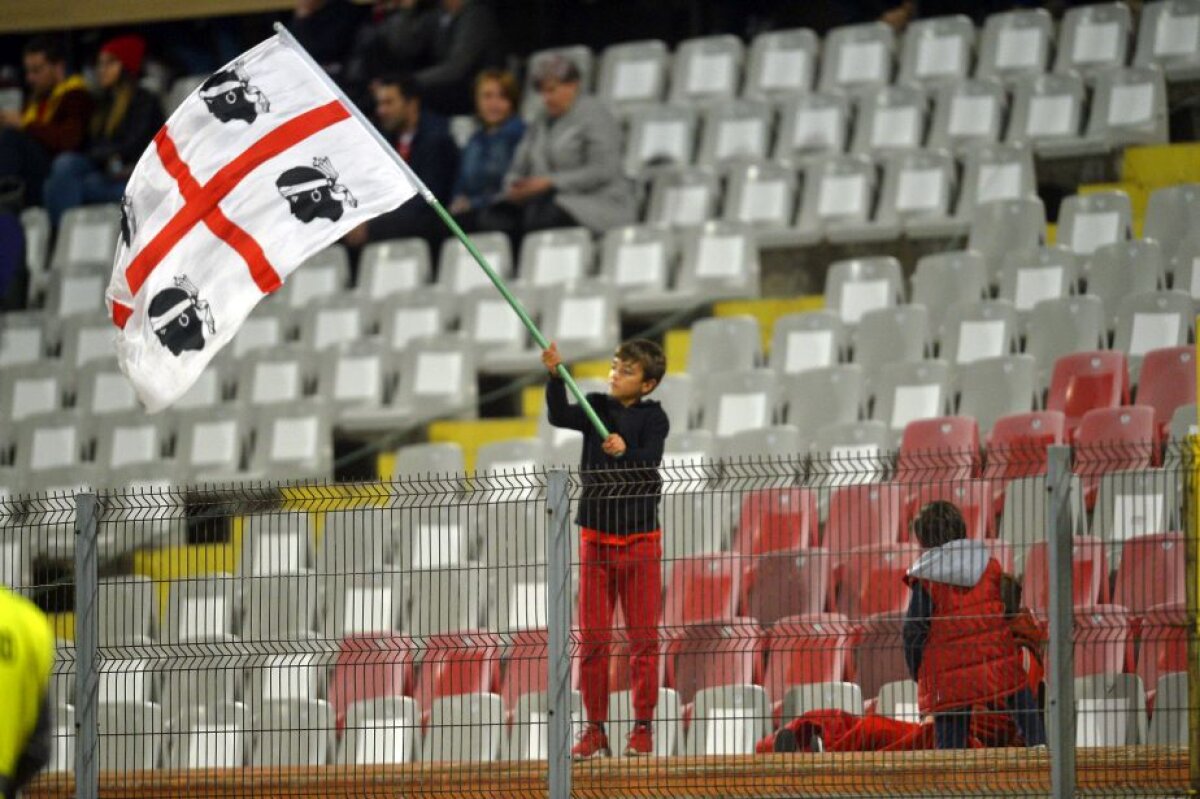 FOTO + VIDEO Continuă criza » Dinamo a remizat cu Astra, 1-1, și e în afara play-off-ului la finalul turului