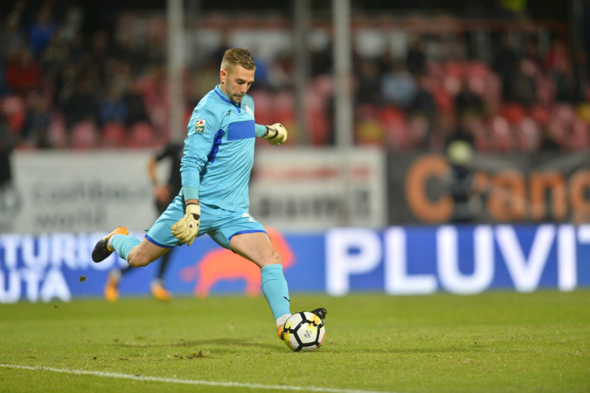 FOTO + VIDEO Continuă criza » Dinamo a remizat cu Astra, 1-1, și e în afara play-off-ului la finalul turului