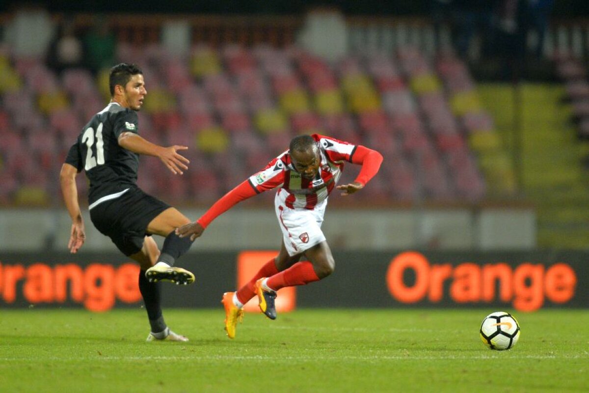 FOTO + VIDEO Continuă criza » Dinamo a remizat cu Astra, 1-1, și e în afara play-off-ului la finalul turului