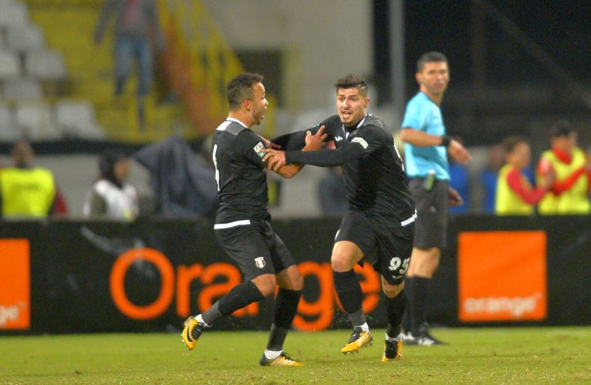 FOTO + VIDEO Continuă criza » Dinamo a remizat cu Astra, 1-1, și e în afara play-off-ului la finalul turului