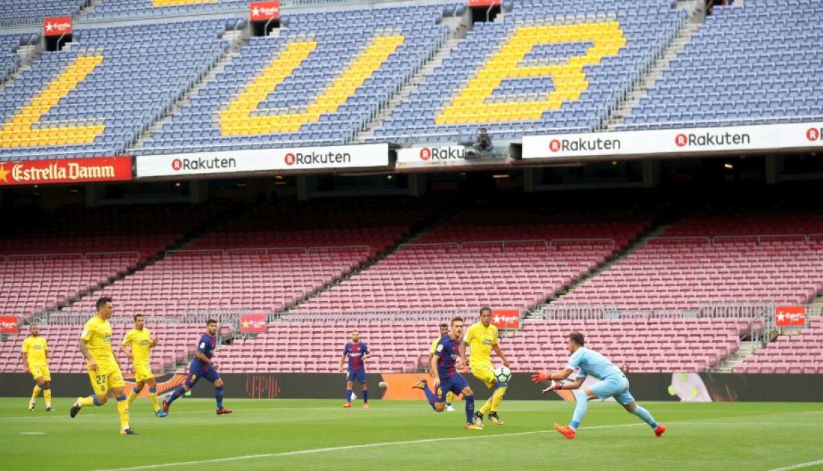 VIDEO+FOTO Victorie facilă pentru Barcelona cu Las Palmas, 3-0 » Suarez s-a enervat și și-a sfâșiat tricoul + Meciul s-a jucat fără spectatori