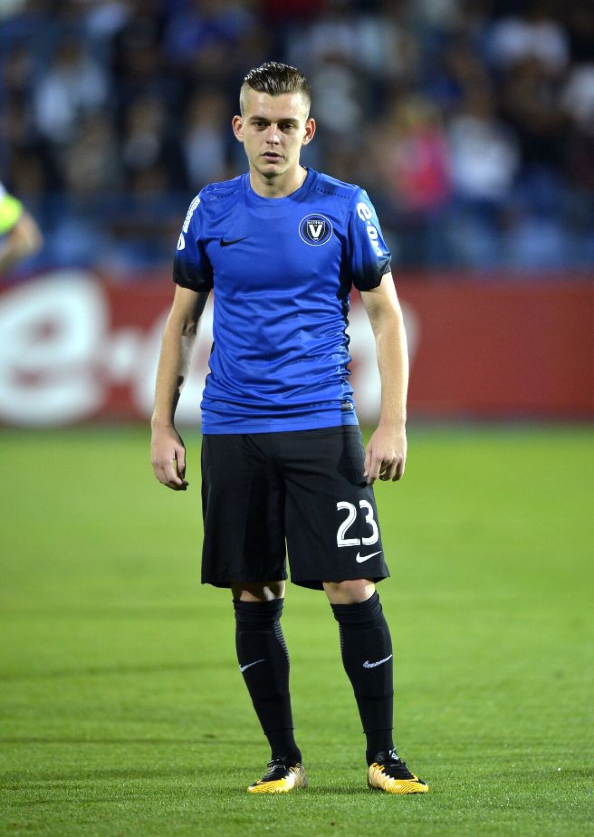 FOTO Vânătoarea de puşti continuă » Gigi Becali şi-a stabilit următoarele 5 ţinte din Liga 1!