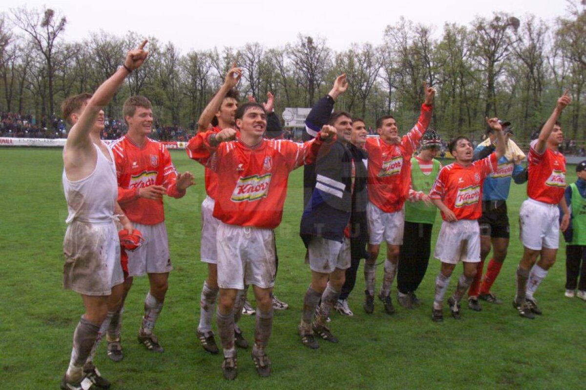 GALERIE FOTO "Hai să le arătăm ăstora ce înseamnă Dinamo!" » 17 ani de la decesul lui Hîldan. Fanii lui Dinamo îl vor comemora azi pe "Unicul Căpitan"