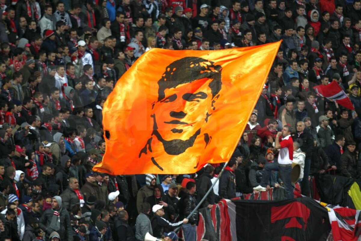 GALERIE FOTO "Hai să le arătăm ăstora ce înseamnă Dinamo!" » 17 ani de la decesul lui Hîldan. Fanii lui Dinamo îl vor comemora azi pe "Unicul Căpitan"