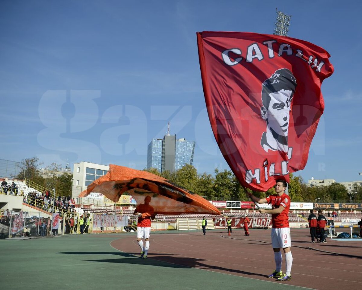 GALERIE FOTO "Hai să le arătăm ăstora ce înseamnă Dinamo!" » 17 ani de la decesul lui Hîldan. Fanii lui Dinamo îl vor comemora azi pe "Unicul Căpitan"