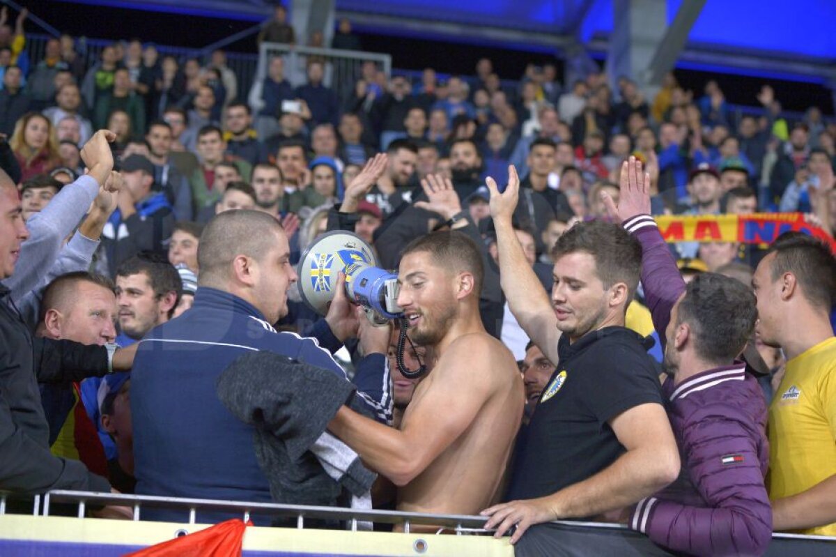 FOTO Ce nu s-a văzut la TV! Grozav, șef de galerie după meci + ce s-a întâmplat cu Hoban, Budescu și Contra 