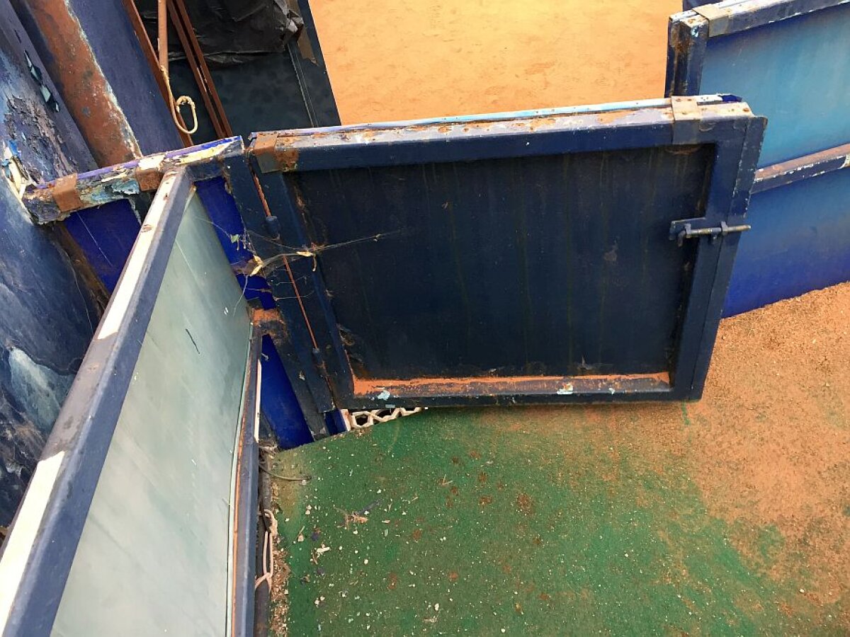 EXCLUSIV / FOTO & VIDEO Imagini deplorabile! Banca a deschis arena BNR pentru presă » Vrea să o cedeze sportului și invită guvernul să ofere o soluție legală!