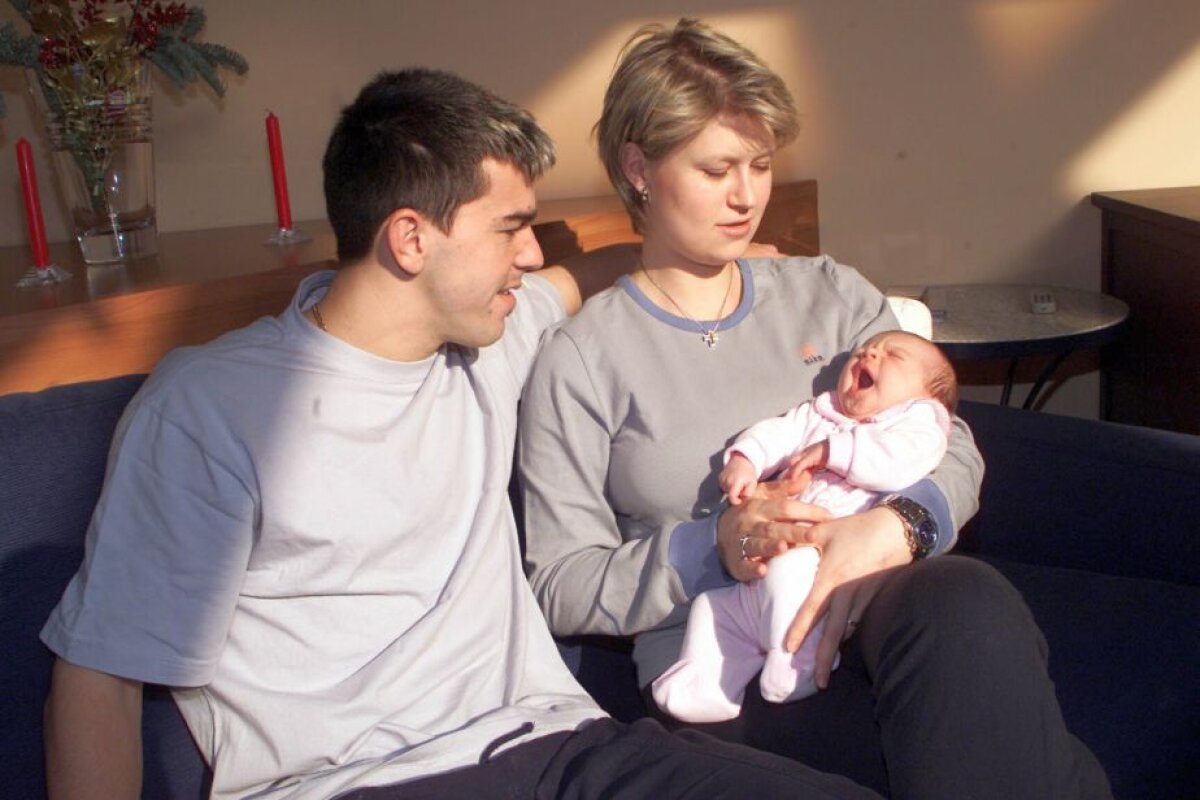 SPECIAL GSP 20 de fotografii cu Contra în prim-plan: comentariu cu comentariu, ce spune selecționerul despre ultimii 20 ani ai naționalei!