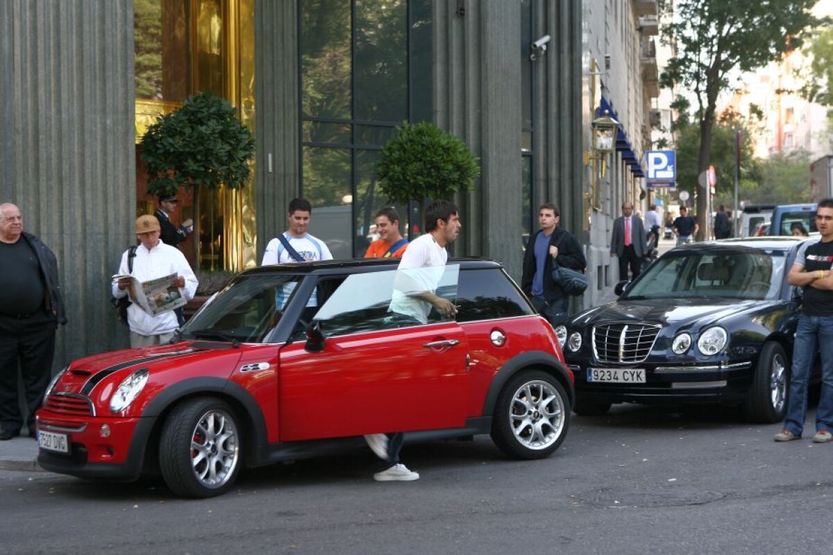 SPECIAL GSP 20 de fotografii cu Contra în prim-plan: comentariu cu comentariu, ce spune selecționerul despre ultimii 20 ani ai naționalei!