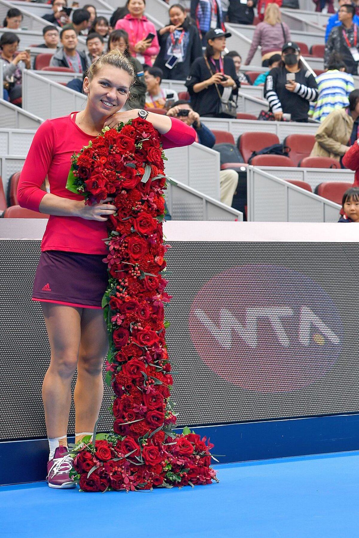 FOTO Superinterviu cu Simona Halep, după ce a devenit lider mondial » Vizitele la psiholog, bărbatul "misterios" din România și cea mai dură lecție: "A fost un șoc"