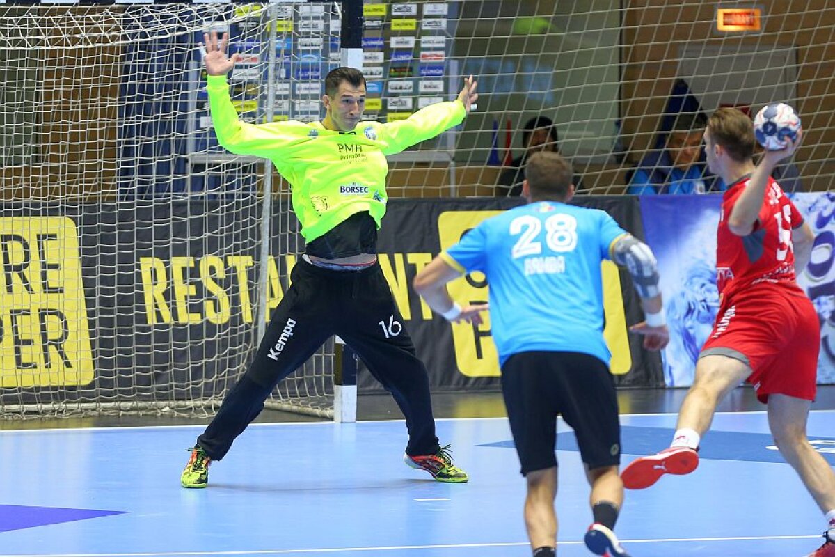 GALERIE FOTO Adio, calificare! Înfrângere dezamăgitoare a băieților de la CSM București » Noul antrenor dă vina pe fostul tehnician