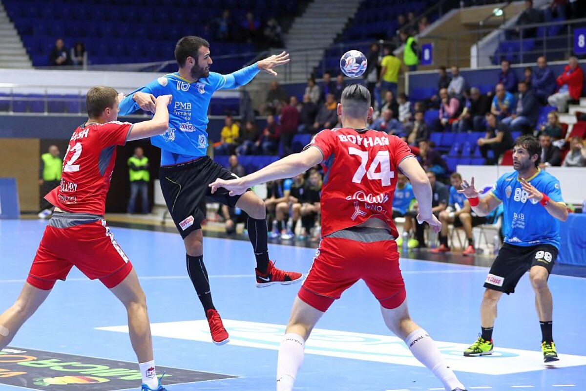 GALERIE FOTO Adio, calificare! Înfrângere dezamăgitoare a băieților de la CSM București » Noul antrenor dă vina pe fostul tehnician