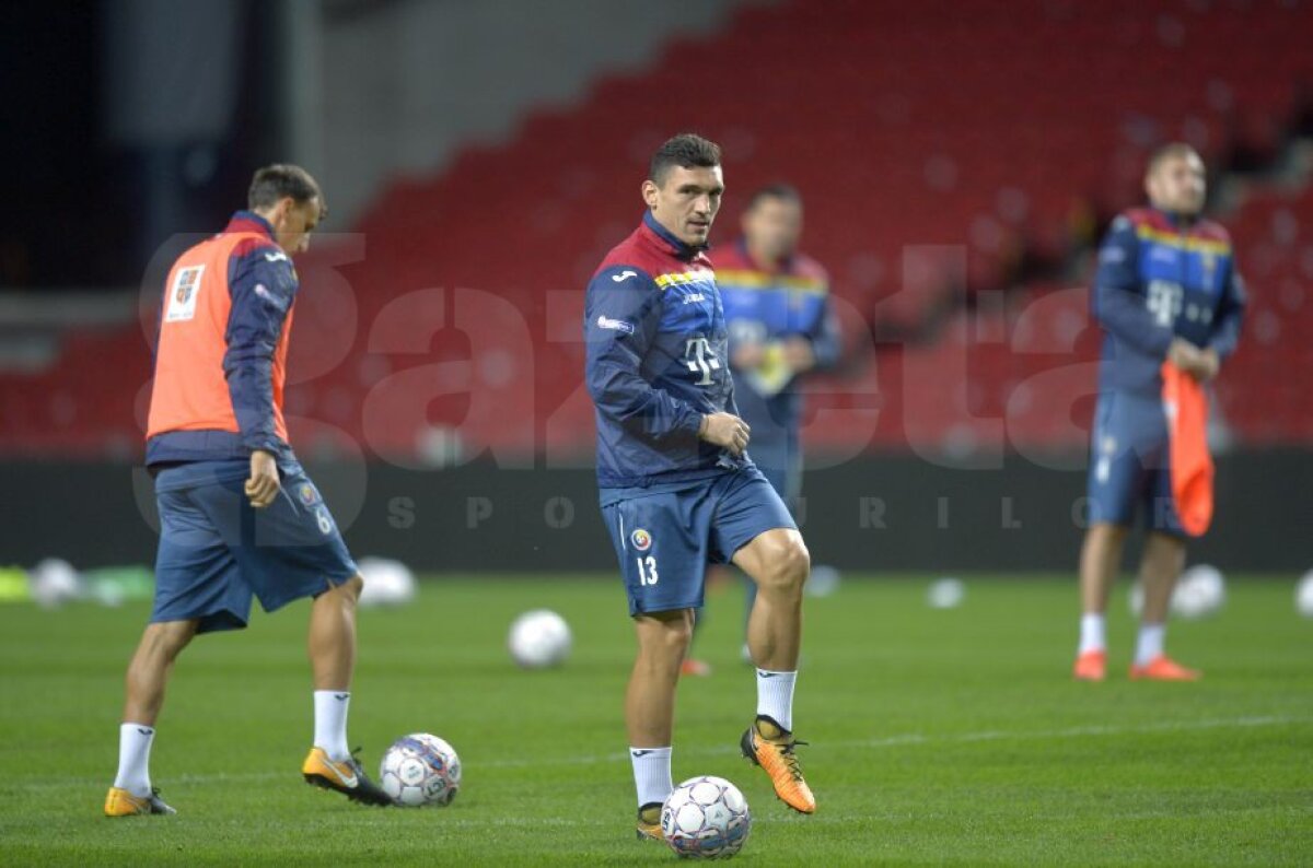 VIDEO + FOTO Antrenament cu "public" pentru tricolori în Danemarca » Ce le-a pregătit Contra jucătorilor și cine a fost în tribune
