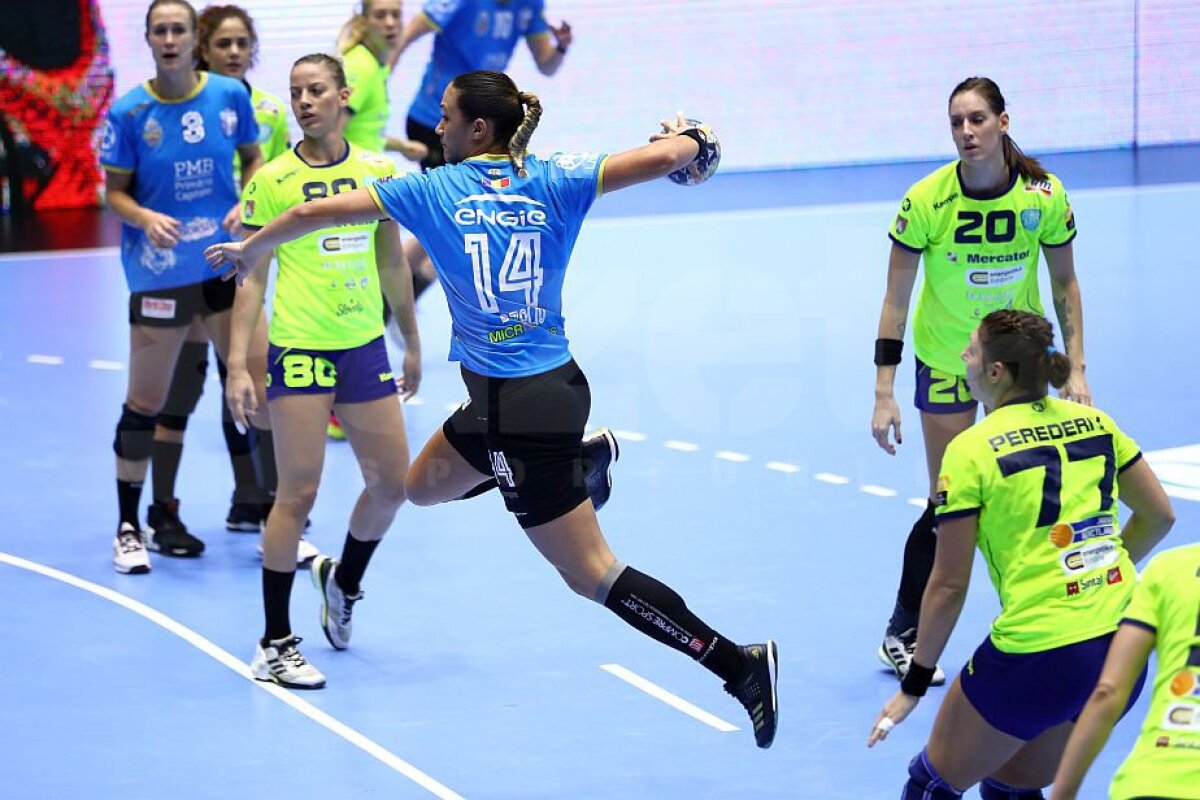 FOTO+VIDEO Demonstrație de forță a fetelor de la CSM București, în primul meci din Liga Campionilor