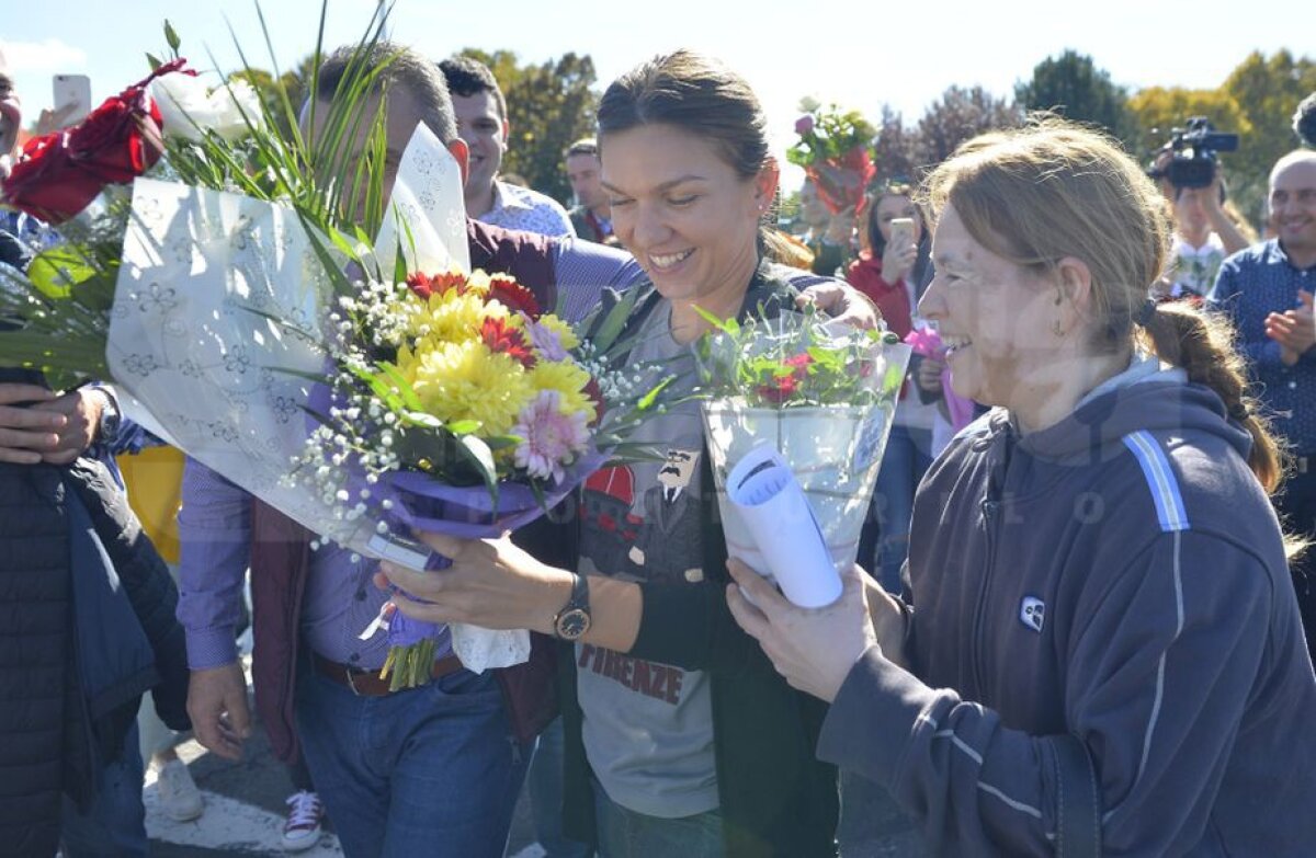 Simona Halep a revenit în România » Primele declarații ale liderului mondial: "Cel mai frumos mesaj a fost de la Serena!"