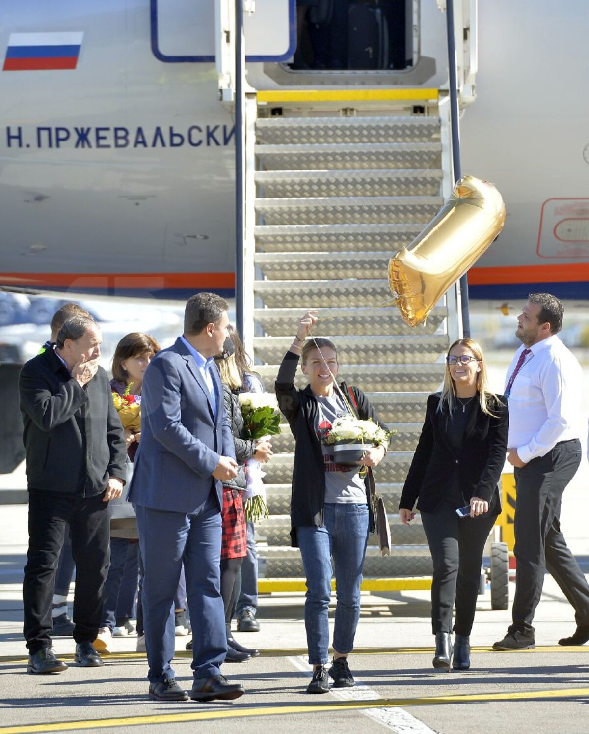 Simona Halep a revenit în România » Primele declarații ale liderului mondial: "Cel mai frumos mesaj a fost de la Serena!"