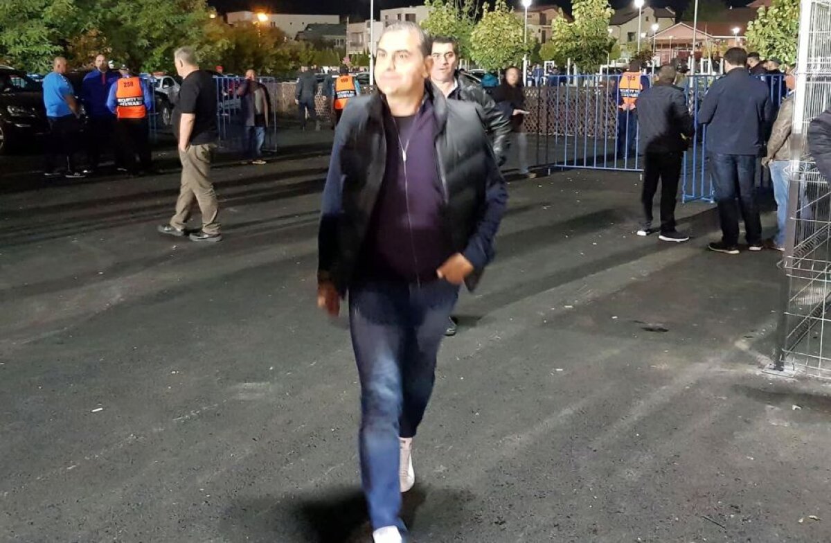 GALERIE FOTO + VIDEO Gigi Becali a făcut show înainte de meciul cu FC Voluntari: "Când vreodată o să facă el legea acolo?" » S-a amuzat pe seama lui Golofca